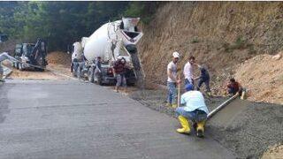 Ünye’de 13 Mahallede Beton Yol Çalışmaları Tamamlandı