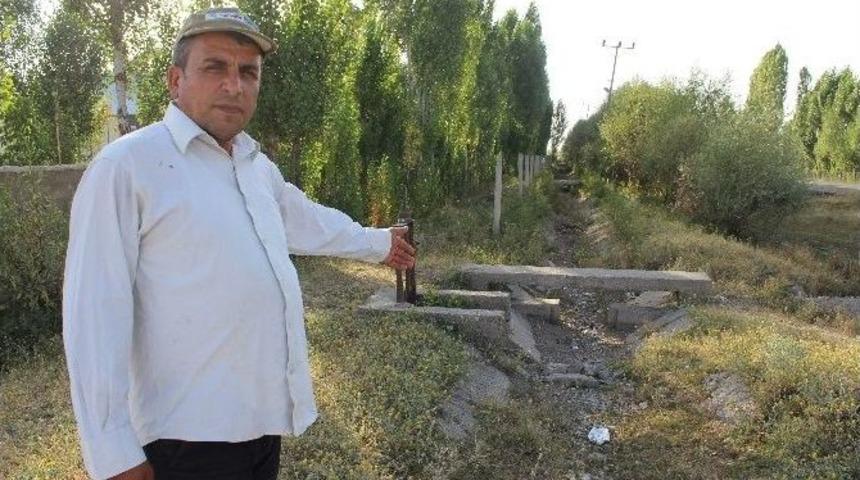 Muş&rsquo;ta Sulama Kanalları Susuz Kaldı