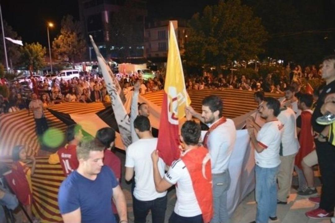 Gediz&rsquo;de Demokrasi N&ouml;beti Spor Kul&uuml;plerinde
