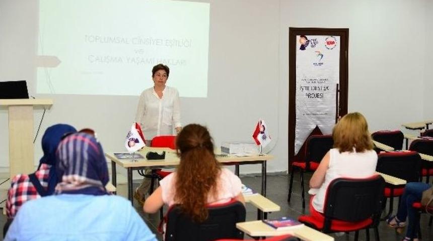 Kadınlar İş D&uuml;nyası İ&ccedil;in Eğitimlerini Aldı