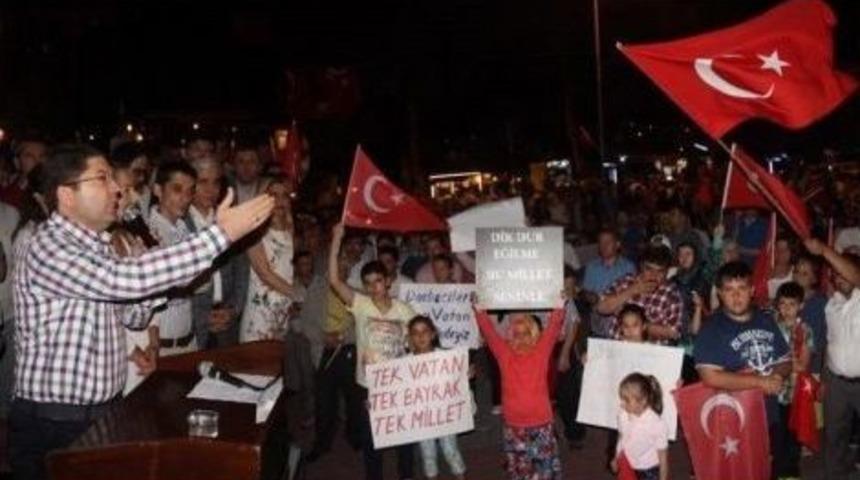 Ak Parti Milletvekili Tun&ccedil;: "dik Duruşumuzu Yıllar Sonra Tarih Kitaplarında Okuyacağız"