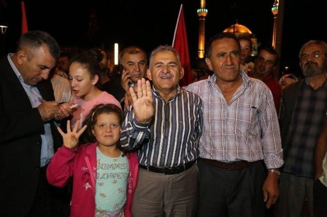 "t&uuml;rkiye, Artık Eski T&uuml;rkiye Değil!"