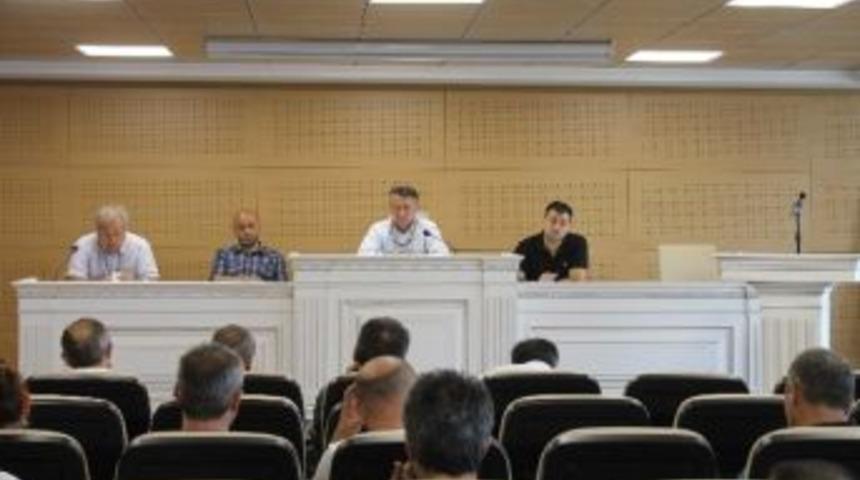 Otso&rsquo;dan Darbeye Protesto