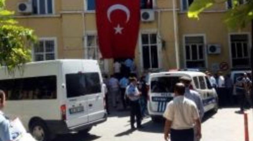 Besni&rsquo;de Fet&ouml; Operasyonunda 2 Kişi Tutuklandı