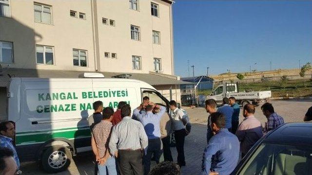 Irmağa Düşen Eşini Kurtarmak İsteyen İmam Boğuldu