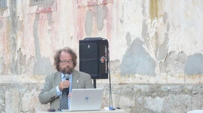 Prof.dr. Owen: "sinop Efes Gibi Bir A&ccedil;ık Hava M&uuml;zesine Sahip Olabilir&rdquo;