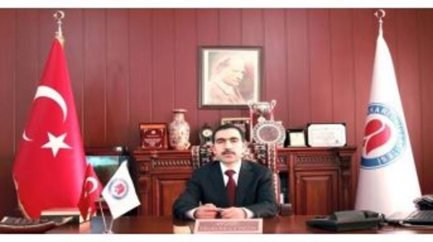 Hakkari &Uuml;niversitesi Rekt&ouml;r&uuml; G&ouml;zaltına Alındı