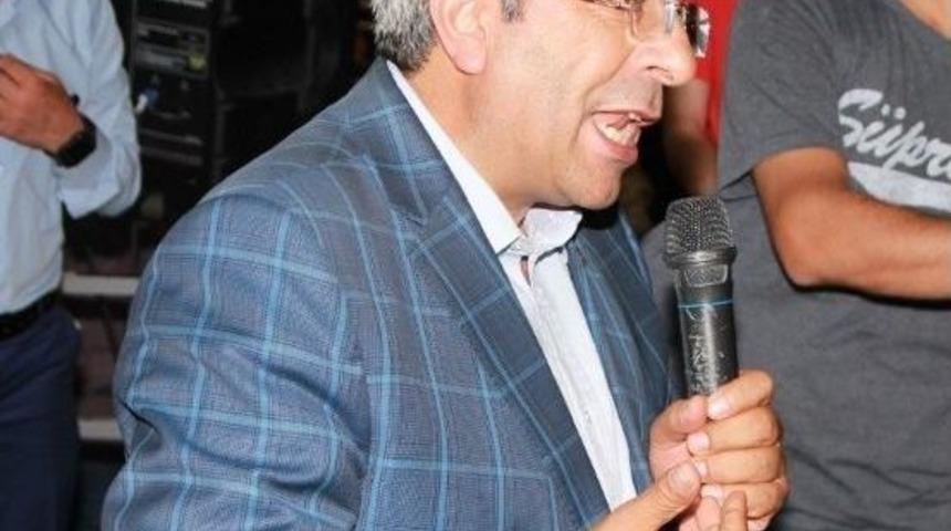 Van&rsquo;da Demokrasi N&ouml;beti B&uuml;y&uuml;k Bir Coşkuyla Devam Ediyor