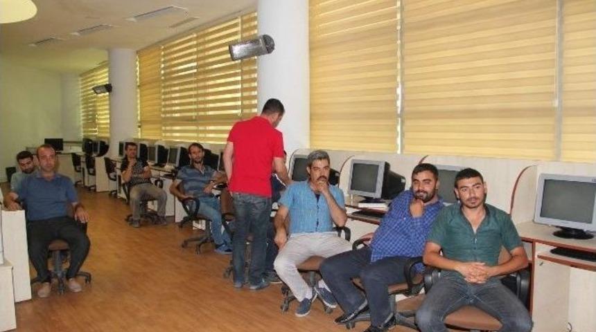 Ev Ve S&uuml;s Hayvanı Satan İşletme Sahipleri Eğitimde