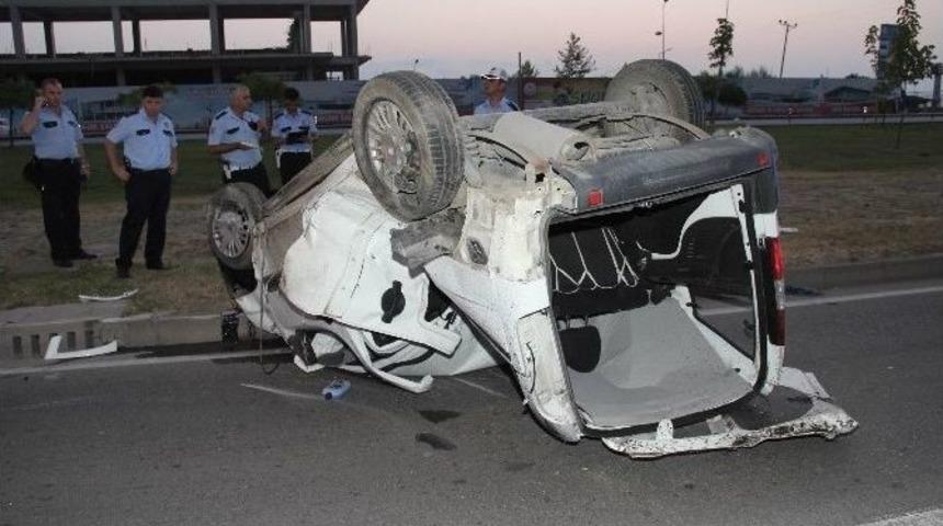 Samsun&rsquo;da Kamyonet Takla Attı: 1 Yaralı