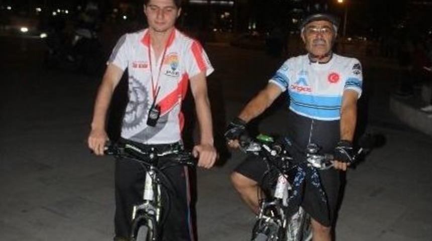 Pedalları &rsquo;demokrasi&rsquo; İ&ccedil;in &Ccedil;evirdiler