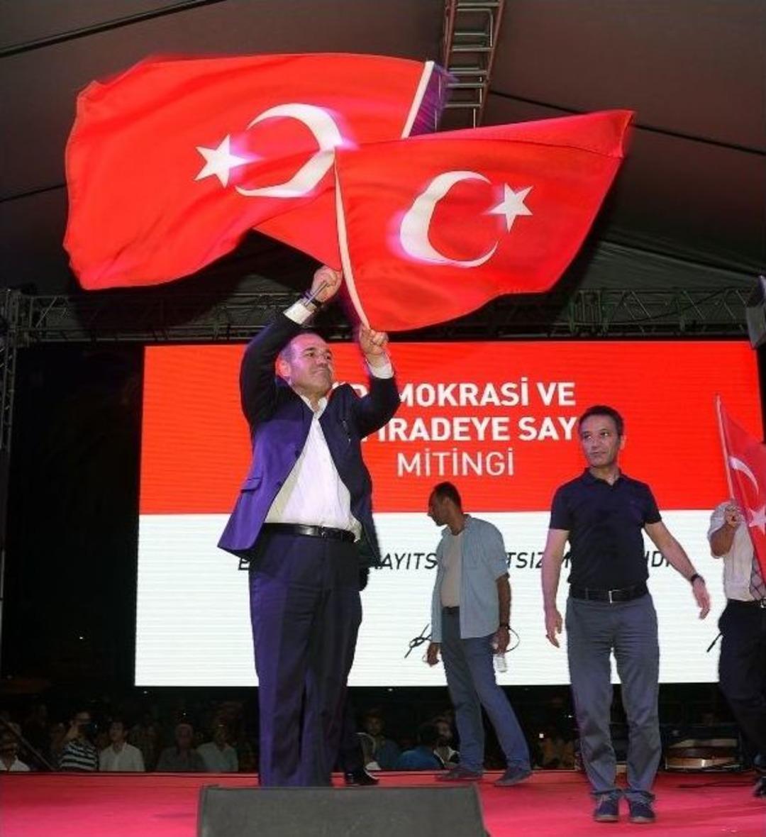 S&ouml;zl&uuml;: &ldquo;adana&rsquo;ya 15 Temmuz Demokrasi Ve Şehitler Parkı Yapıyoruz&rdquo;