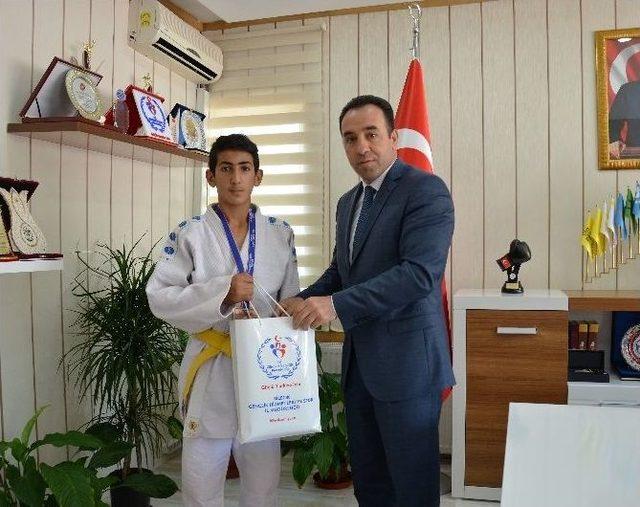 Bilecikli Başarılı Judocu Türkiye 3’üncüsü