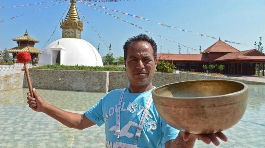 Nepal&rsquo;in Şifa Dağıtan Kaseleri Expo 2016&rsquo;da