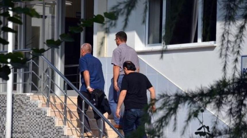 Fet&ouml;-pdy Operasyonunda 5 &Ouml;ğretmene G&ouml;zaltı