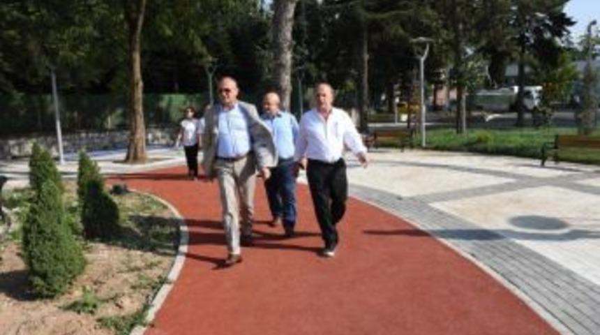 D&uuml;zce Lisesi Parkını Belediye İşletecek