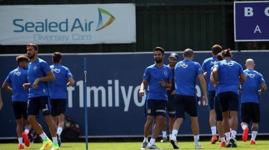 Fenerbah&ccedil;e, Monaco Ma&ccedil;ı Hazırlıklarına Başladı