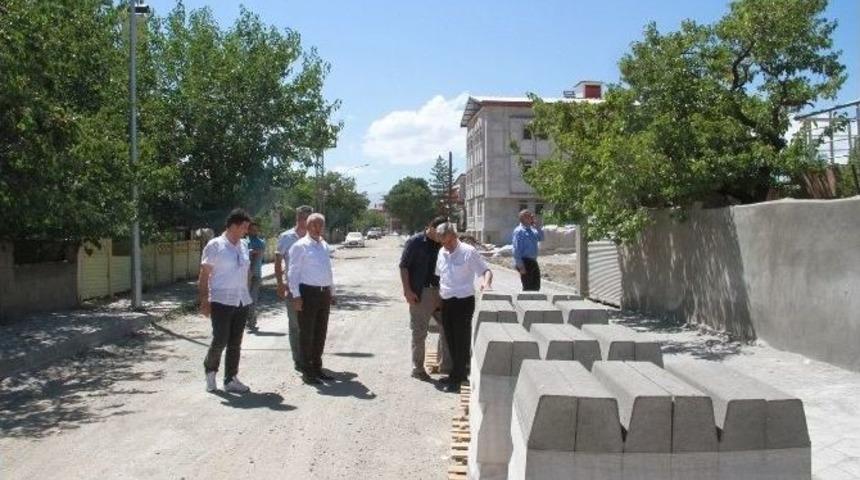 Kaldırım &Ccedil;alışmaları Hız Kesmiyor