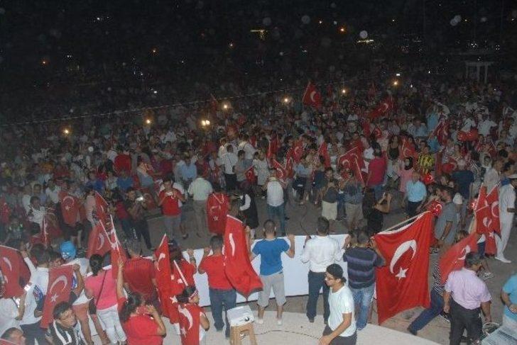 Beşkaza Demokrasi Yürüyüşüne 5 Bini Aşkın Vatandaş Katıldı G4