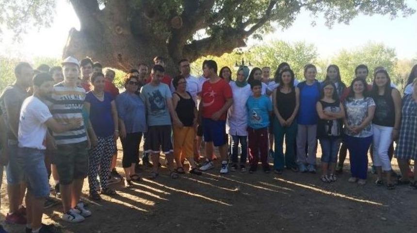 Engelli &Ccedil;ocukların Piknik Heyecanı
