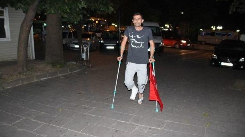 Tankın &Uuml;zerinde Darbeye Karşı Duran Vatandaş O Anları Anlattı