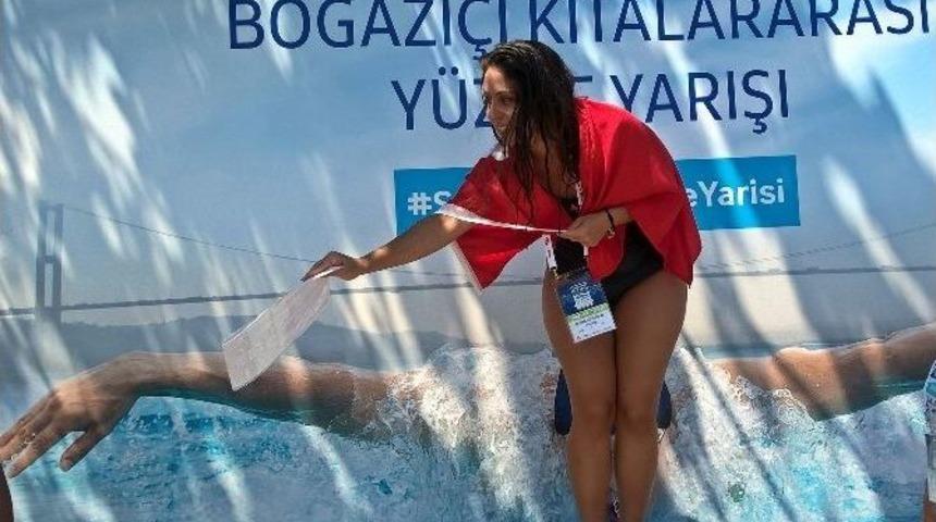 Aydınol, Demokrasi N&ouml;betine Destek İ&ccedil;in Kula&ccedil; Attı