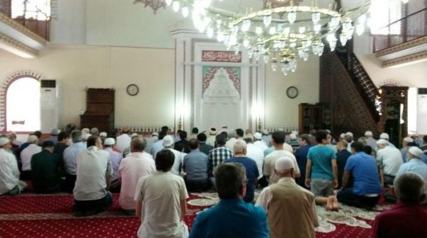 Tuzla&rsquo;da Demokrasi Şehitlerinin Ruhuna Mevlit