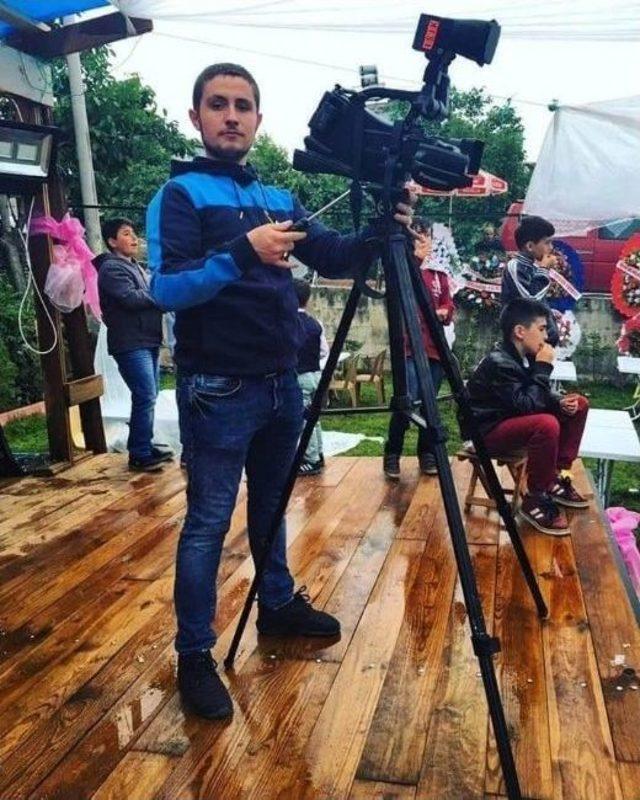 D&uuml;ğ&uuml;nde Maganda Kurşunu İle Vurulan Kameraman Toprağa Verildi 1