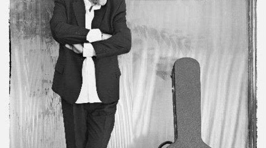 Erdin&ccedil; Erişmiş 16 Yıl Aradan Sonra Alb&uuml;m &Ccedil;ıkardı