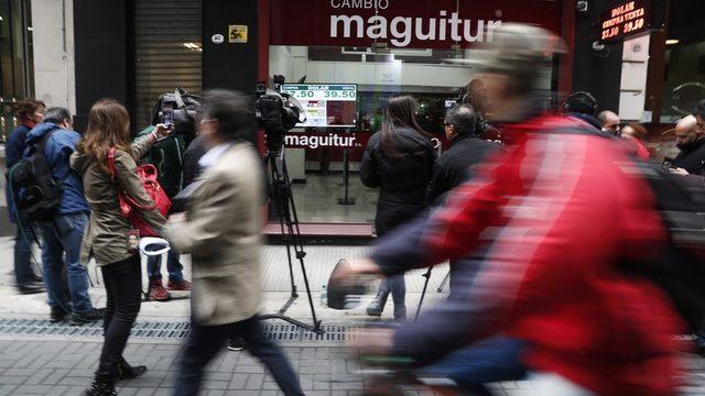 Arjantinliler kemer sıkma politikalarına karşı