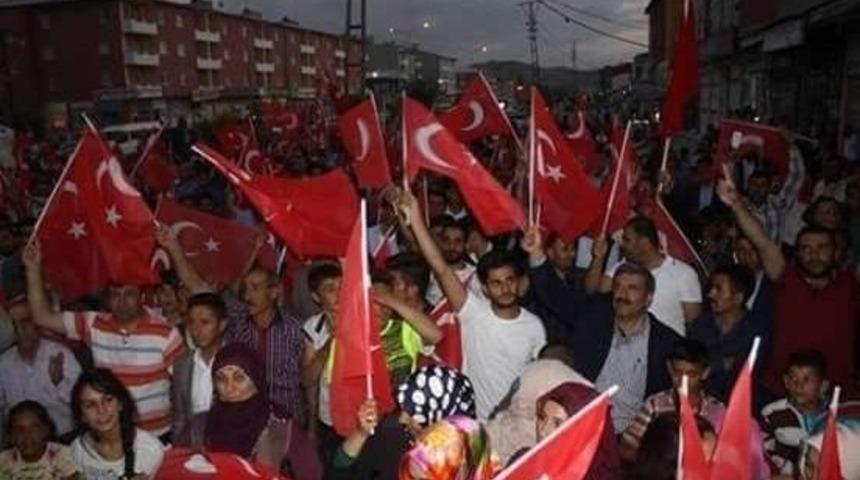 Başkan Donmuş&rsquo;tan Demokrasi N&ouml;betine Destek