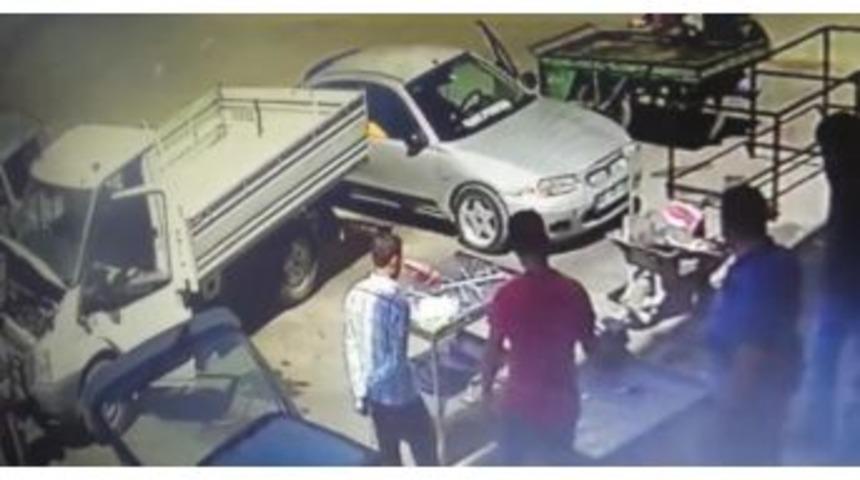 Otomobil &Ccedil;alan İki &Ccedil;ocuk Yakalandı