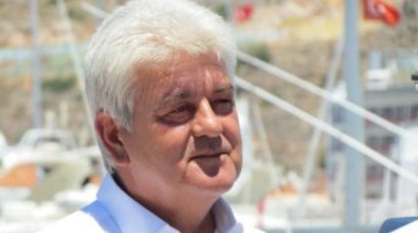 &Ccedil;eşme Belediye Başkanı: "halk Demokrasiye Sahip &Ccedil;ıktı"