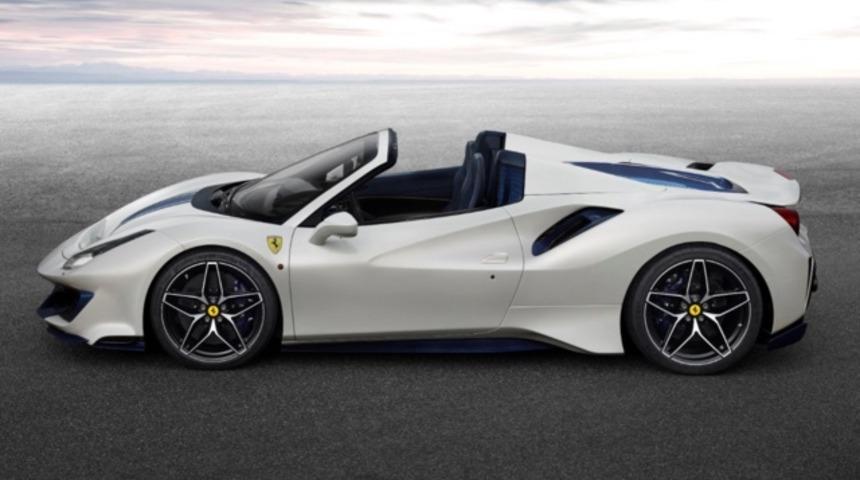 Ferrari 488 Pista Spider tozu dumana katacak!