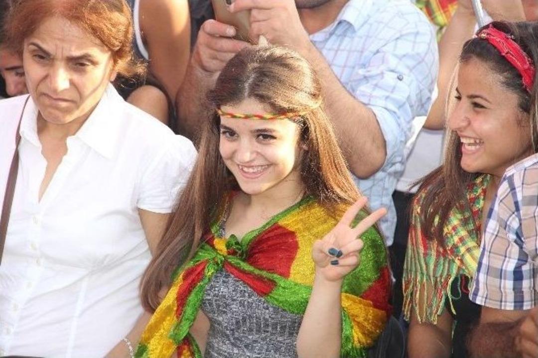 Hdp Eş Genel Başkanı Selahattin Demirtaş: