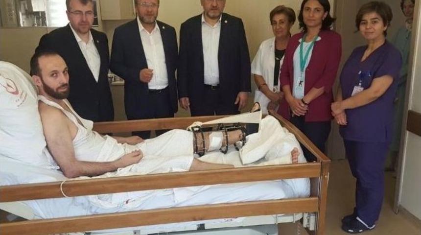 Ş&uuml;kr&uuml; Nazlı Ve Ahmet Tan&rsquo;dan Demokrasi Gazilerine &rsquo;ge&ccedil;miş Olsun&rsquo; Ziyareti