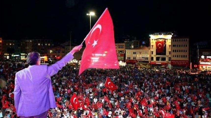 Zeytinburnu Demokrasi N&ouml;betine Devam Ediyor