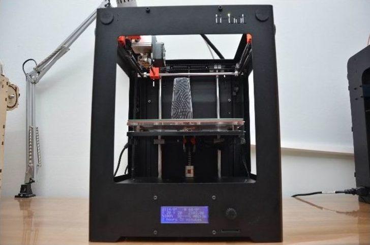 (özel Haber) Baba Oğul Merakla Aldıkları 3 Boyutlu Yazıcının Üretimine Başladı G4