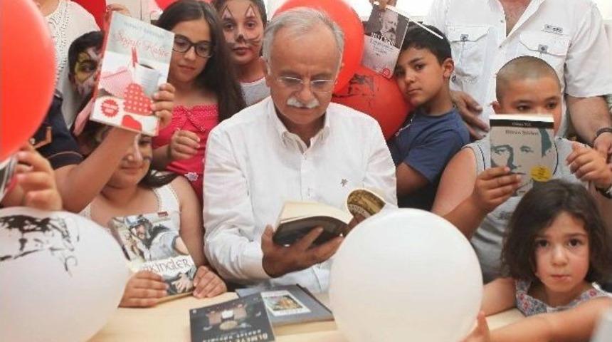 Bayraklı&rsquo;nın K&uuml;t&uuml;phaneleri Cazibe Merkezi Olacak