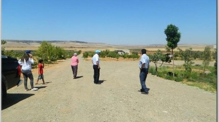 Elbeyli K&ouml;ylerinde Parke &Ccedil;alışmaları S&uuml;r&uuml;yor