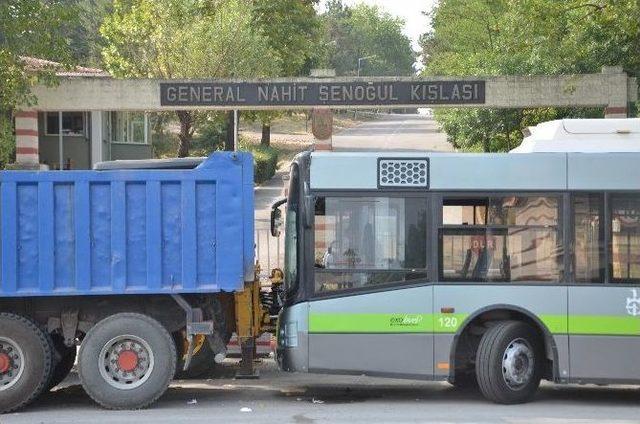 Askeri Birliklerin &Ouml;n&uuml;nde Tedbir Elden Bırakılmıyor 2