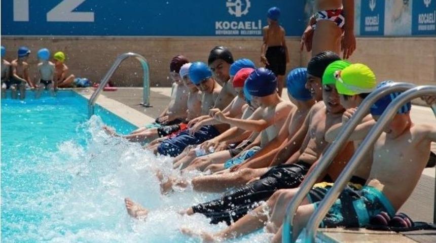 &Ouml;ğrenciler Yaz Tatili Bilgievi&rsquo;nde Ge&ccedil;iriyor