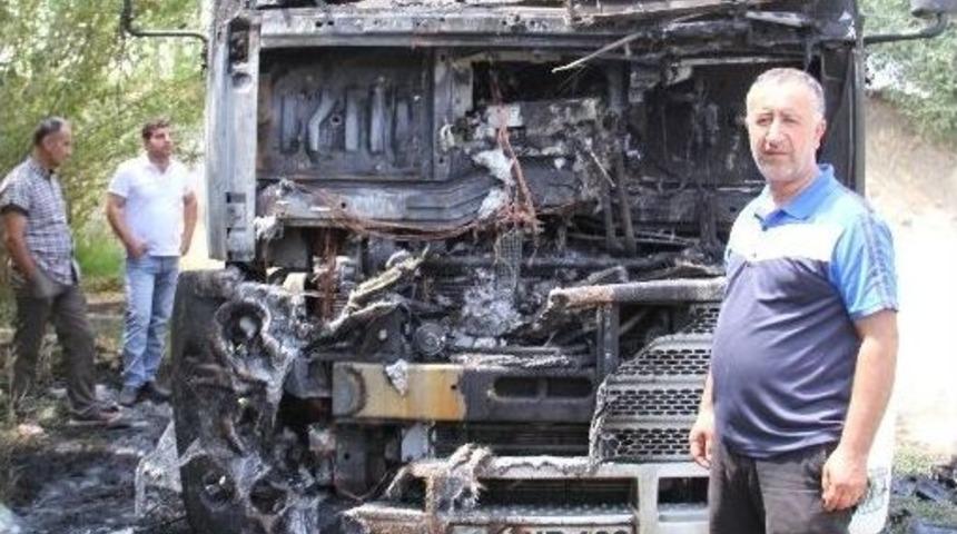 180 Milyarlık Aracı Cayır Cayır Yaktılar