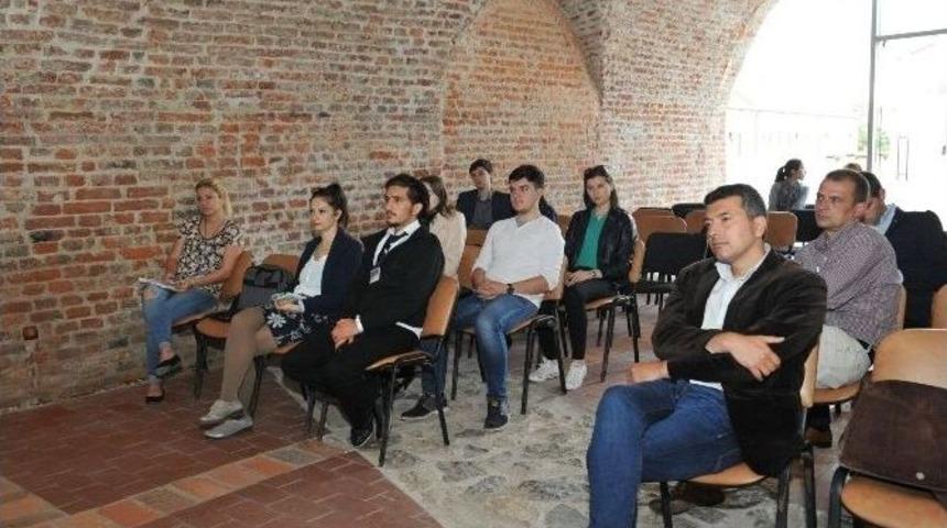 Uşak &Uuml;niversitesi New Horizons&rsquo;da Bir Numara