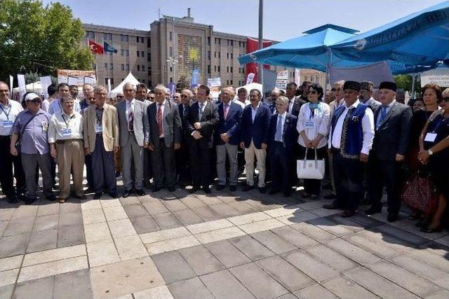 Başkan Ataç Kırım Tatar Kongresi’nde Konuştu