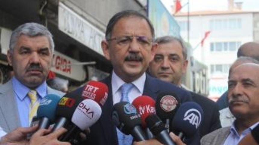 &Ccedil;evre Ve Şehircilik Bakanı Mehmet &Ouml;zhaseki: