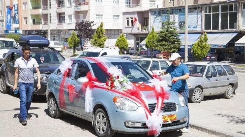 Gelin Arabalarında S&uuml;sleme Telaşı