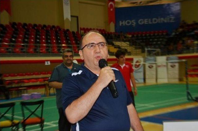 Badminton Süper Lig Müsabakaları Bafra’da Başladı