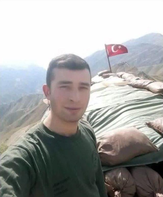 Şehit Uzman Çavuş Erkut’un Naaşı Tokat’ta 3