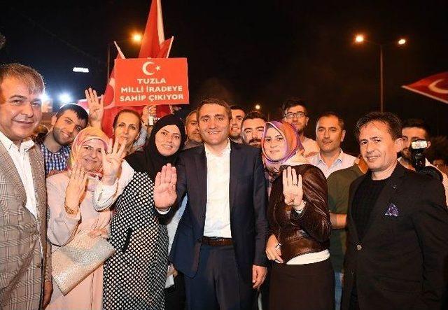 Temurci, Tuzlalılar İle Birlikte Demokrasi Nöbeti Tuttu